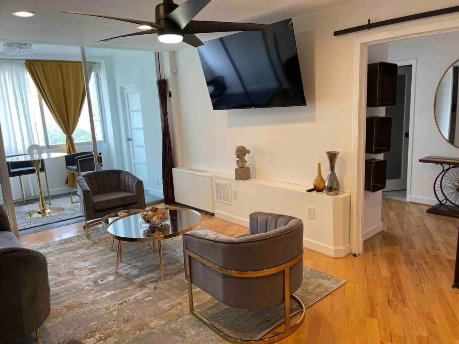 Cozy Penthouse Atlanta,Ga Appartement Buitenkant foto